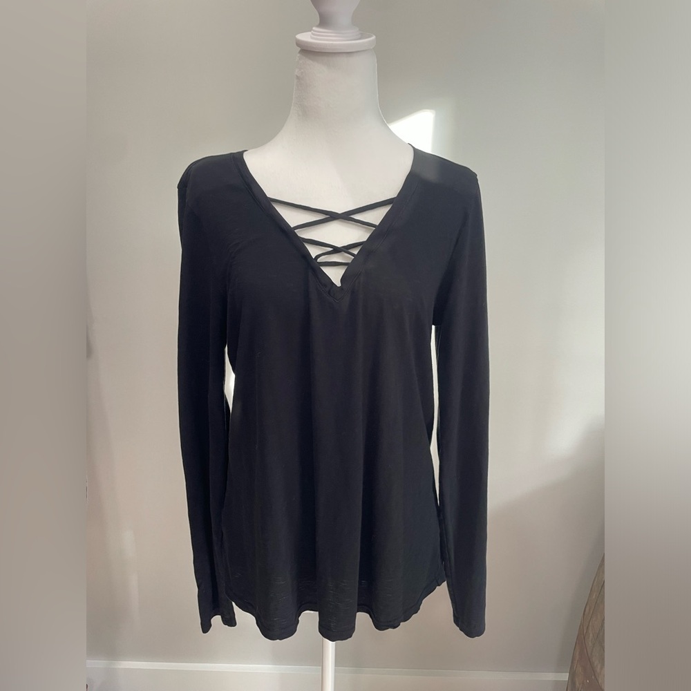 Michael Stars Black long sleeve supima cotton criss cross v neck os